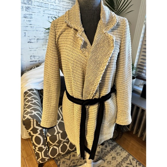 Theory Ivory Clairene R Carson Tweed Coat Size Small. Best- Selling. Retail $495 - Picture 2 of 15
